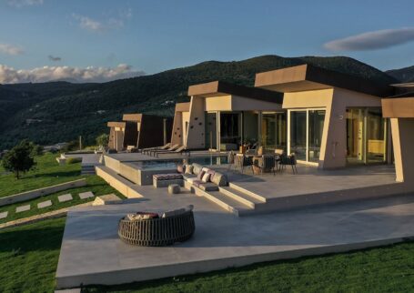 Villa in Ammouso